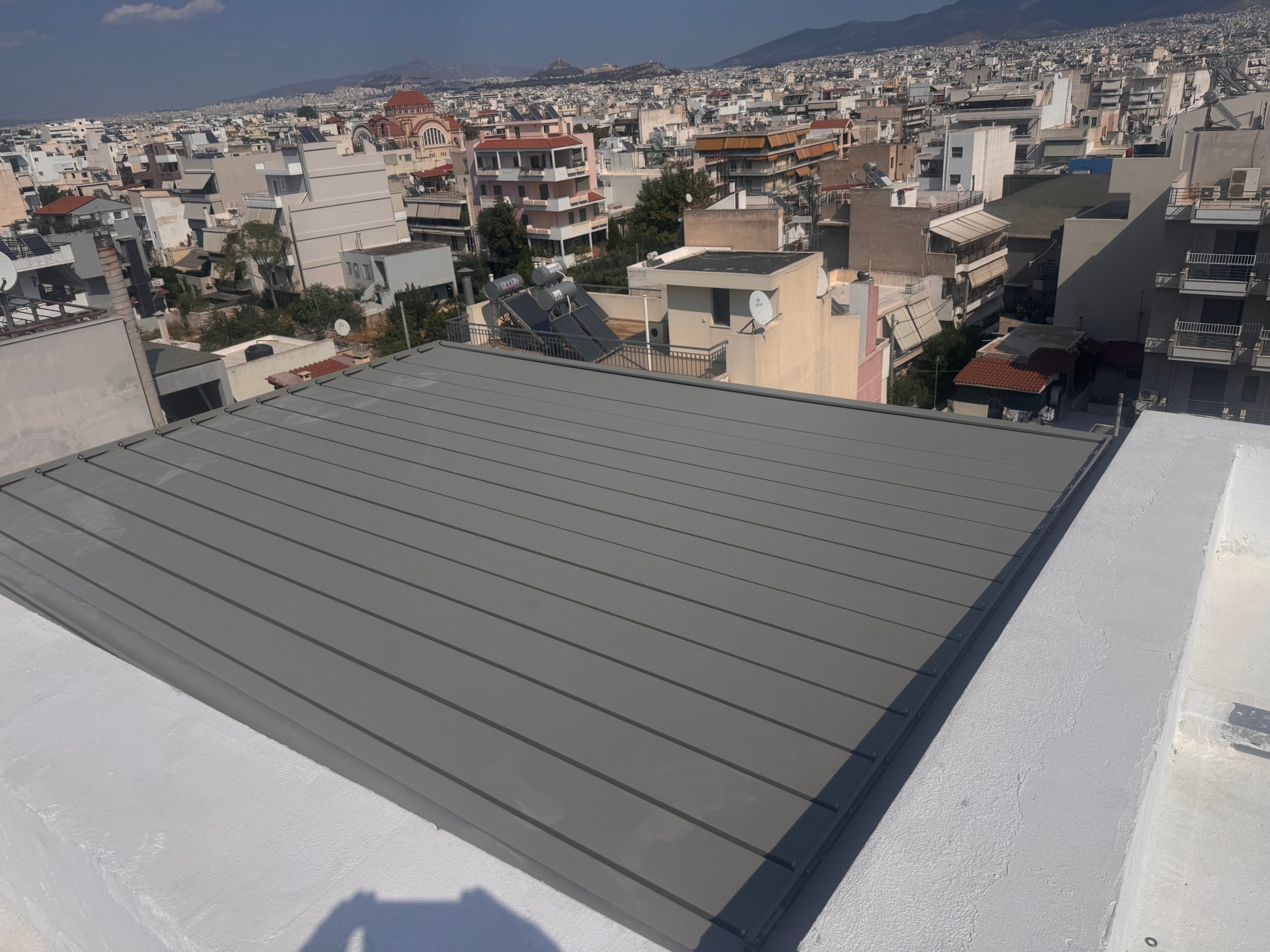 Βιοκλιματική Πέργκολα σε Ταράτσα ή Μπαλκόνι Πολυκατοικίας: Τι Αλλάζει