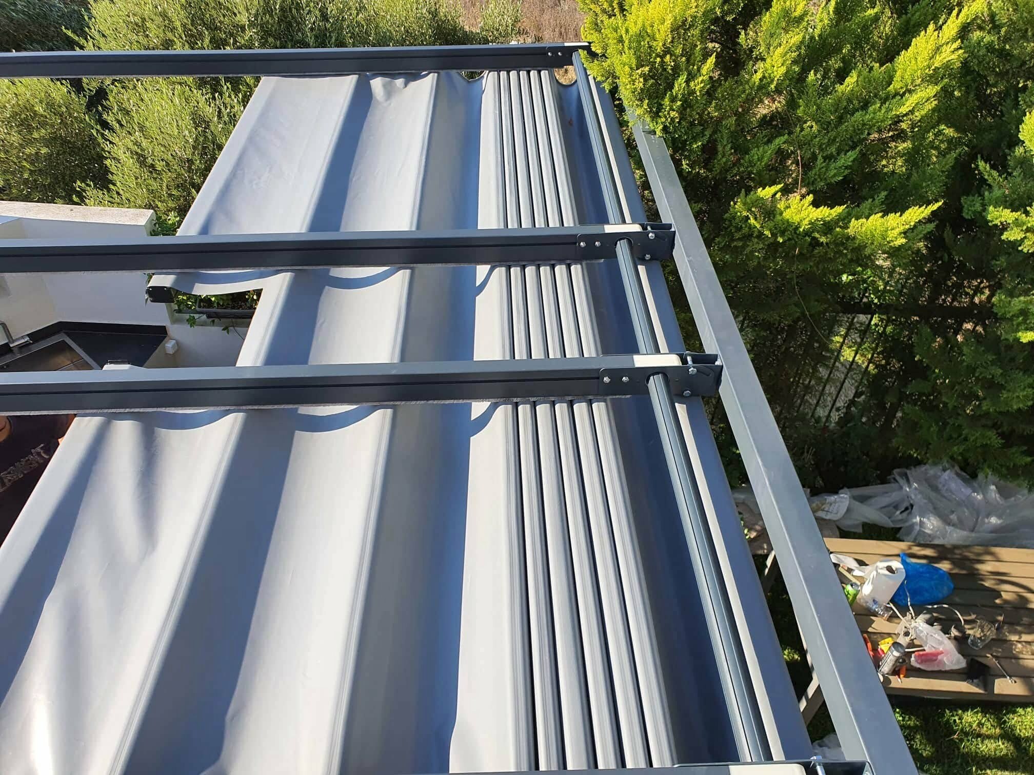Τεντοπέργκολες Ανοιγοκλειόμενες Με Οδηγούς Αλουμινίου - 2