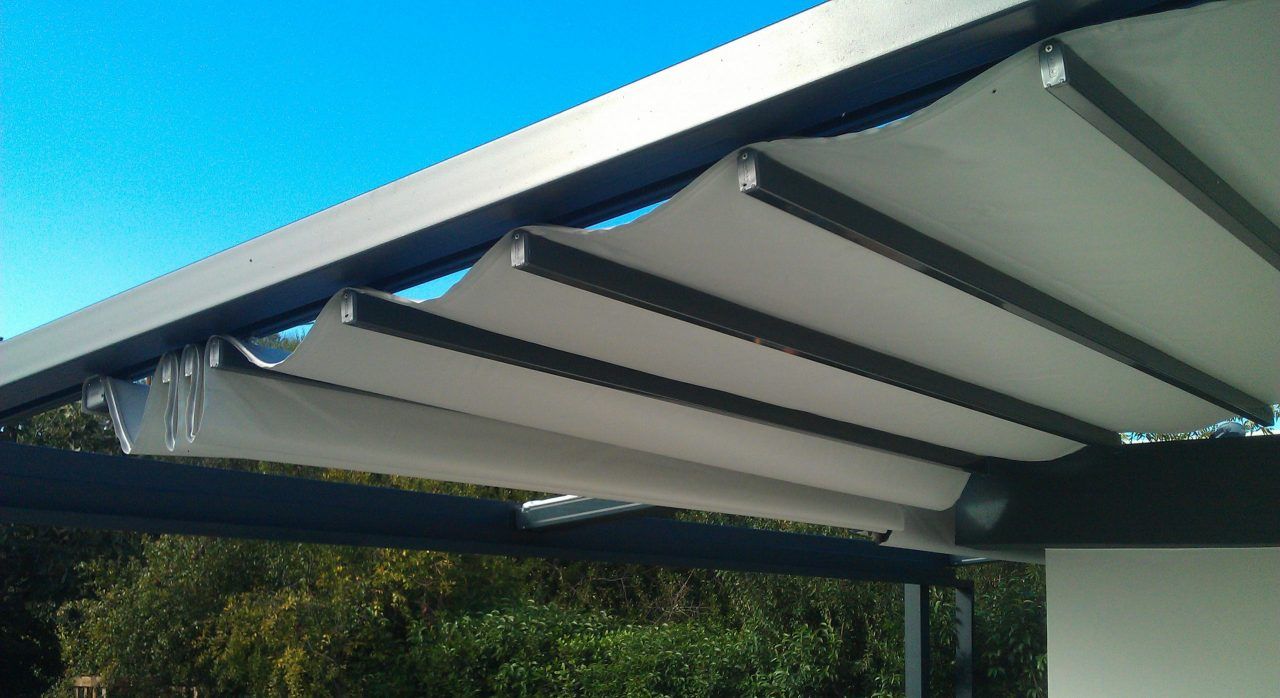 Τεντοπέργκολες Ανοιγοκλειόμενες Με Οδηγούς Αλουμινίου - 5